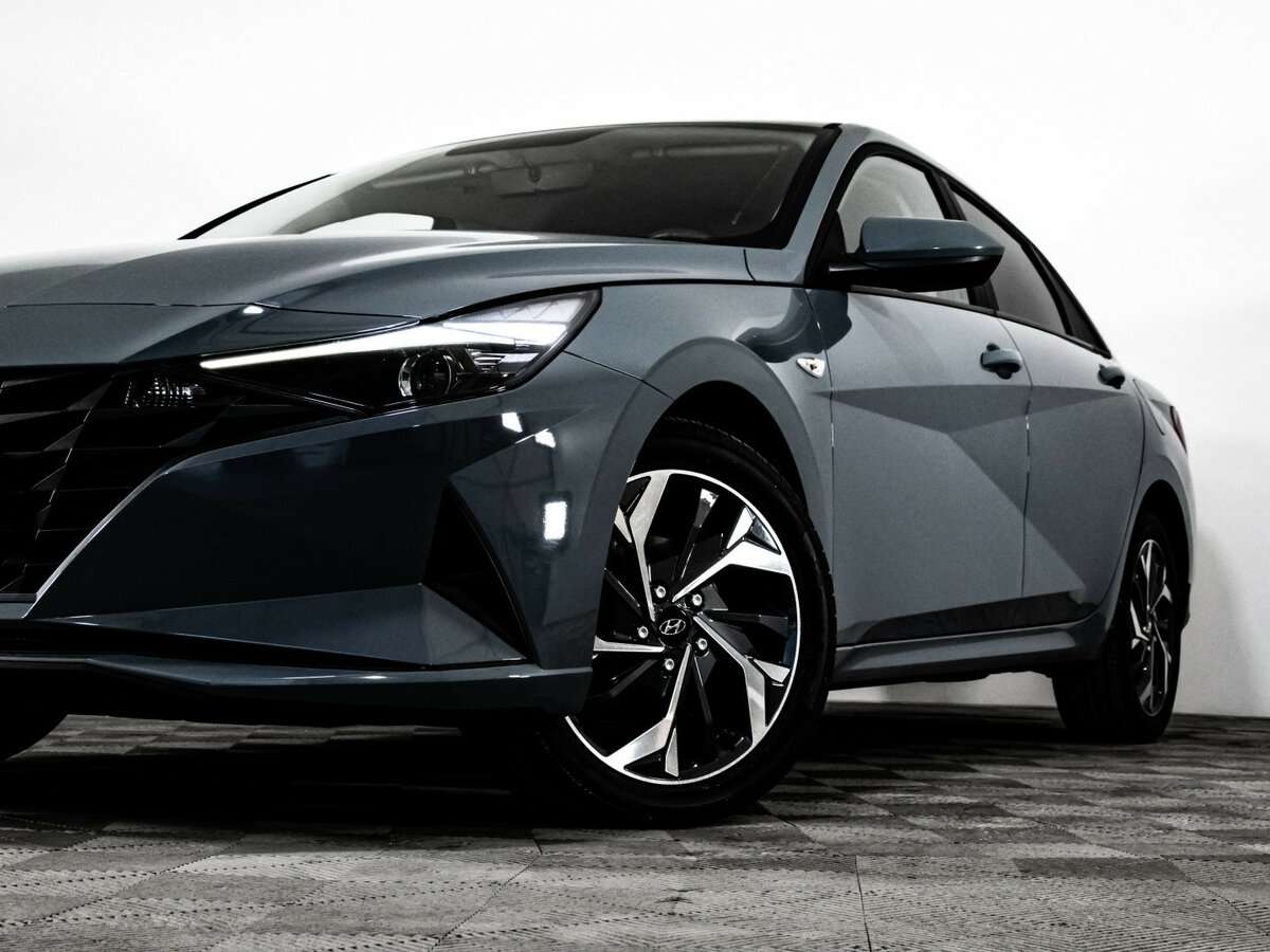 Б/У Хендай Елантра 2021 года. Фото: #1