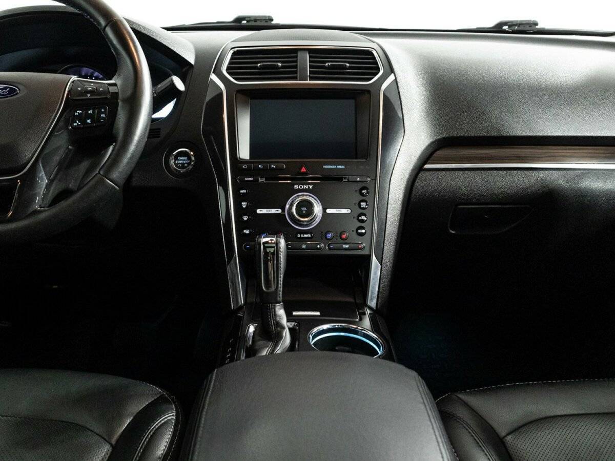 Ford Explorer 2017 года с пробегом. Фото: #11