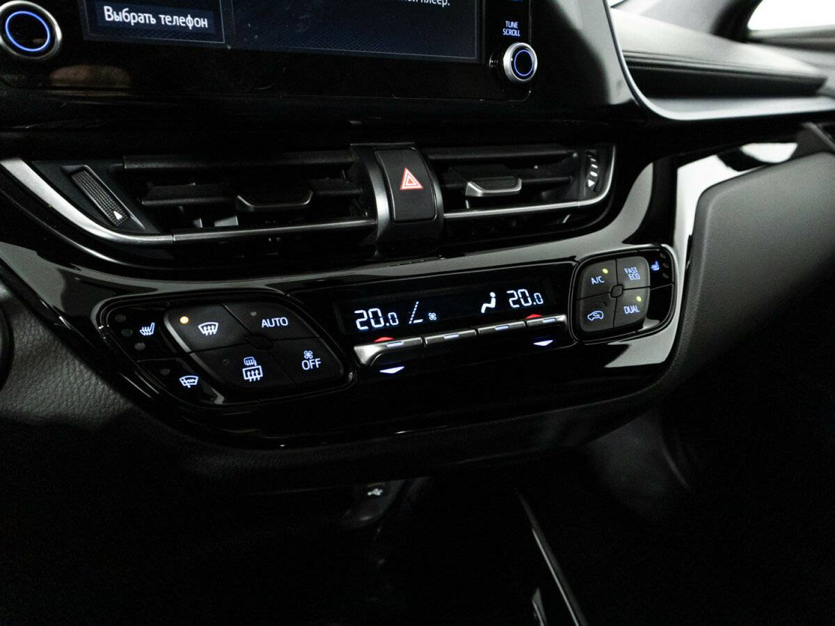 Toyota C-HR 2020 года с пробегом. Фото: #16