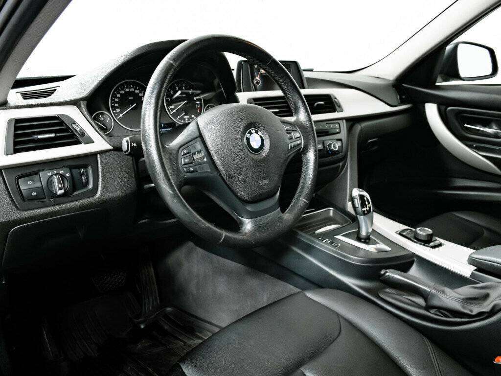 BMW 3 серии 2015 года с пробегом. Фото: #10