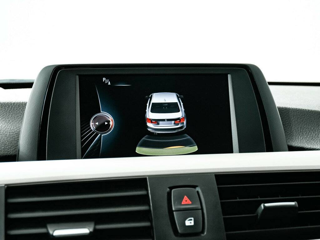 BMW 3 серии 2015 года с пробегом. Фото: #12