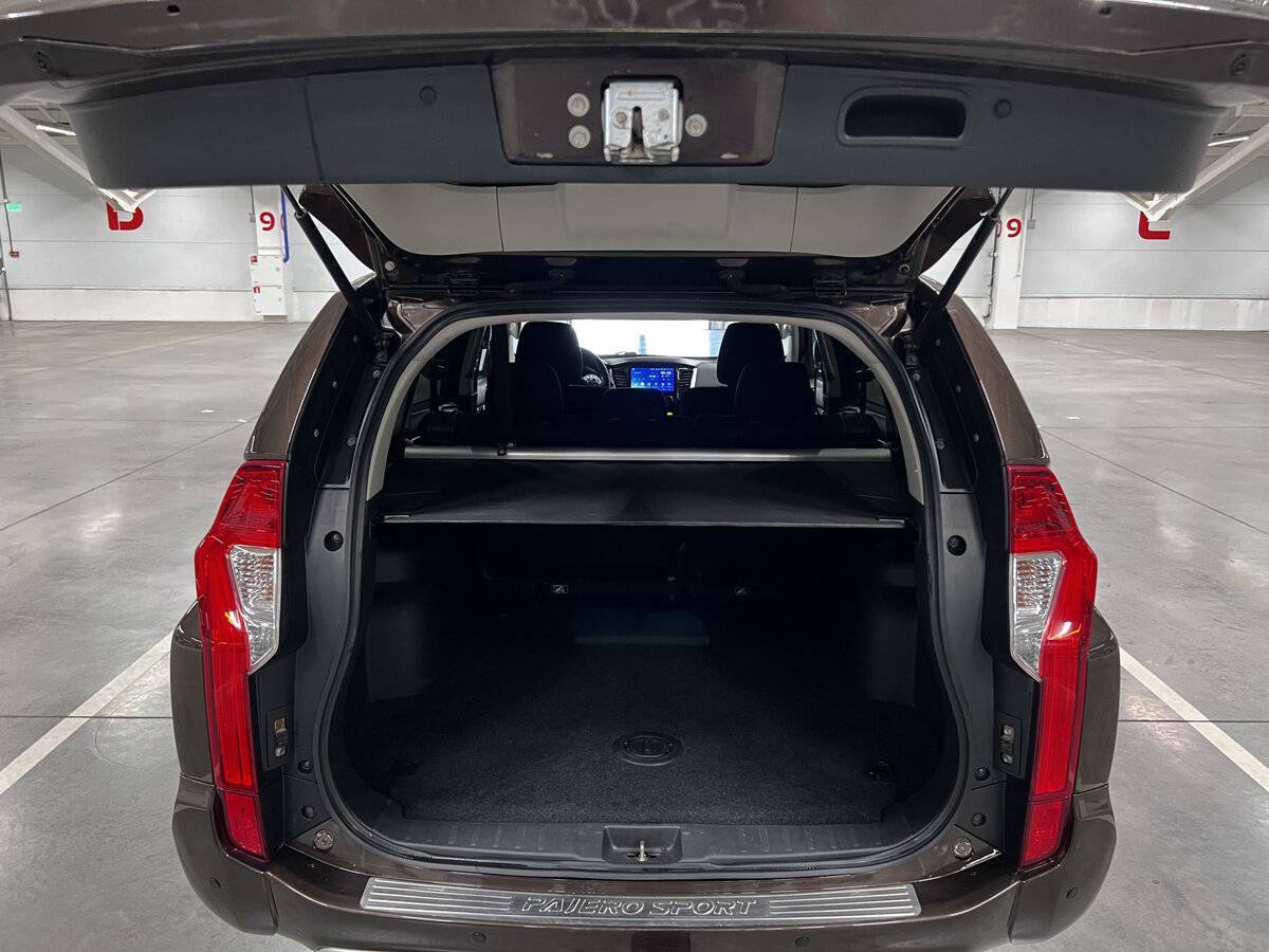 Mitsubishi Pajero Sport 2018 года с пробегом. Фото: #5