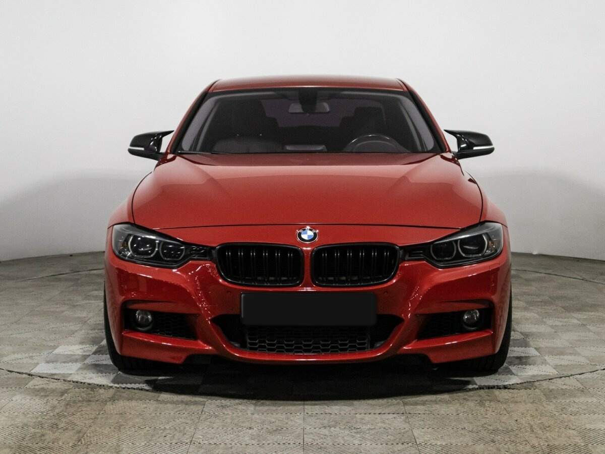 BMW 3 серии 2012 года с пробегом. Фото: #1