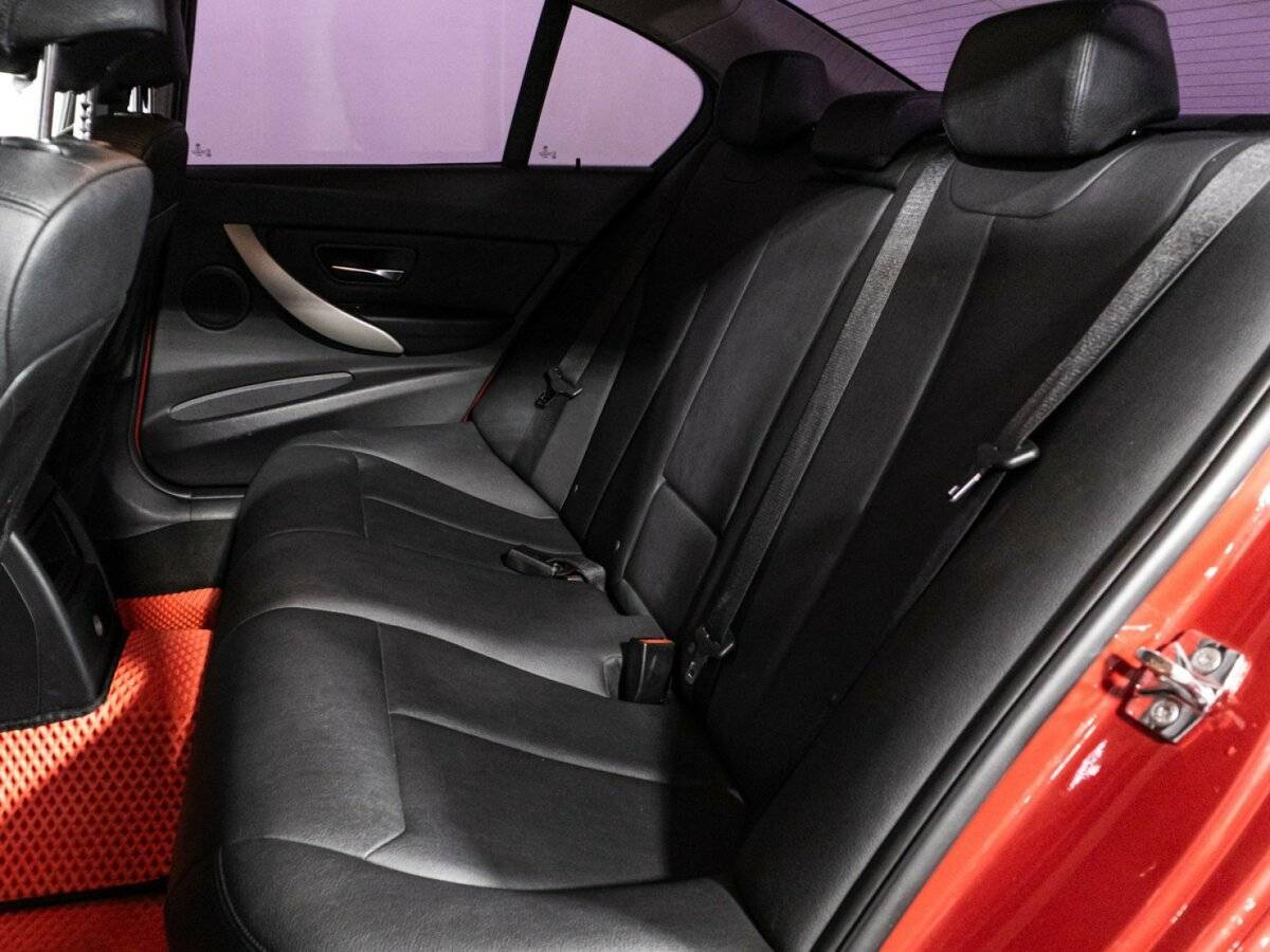 BMW 3 серии 2012 года с пробегом. Фото: #9