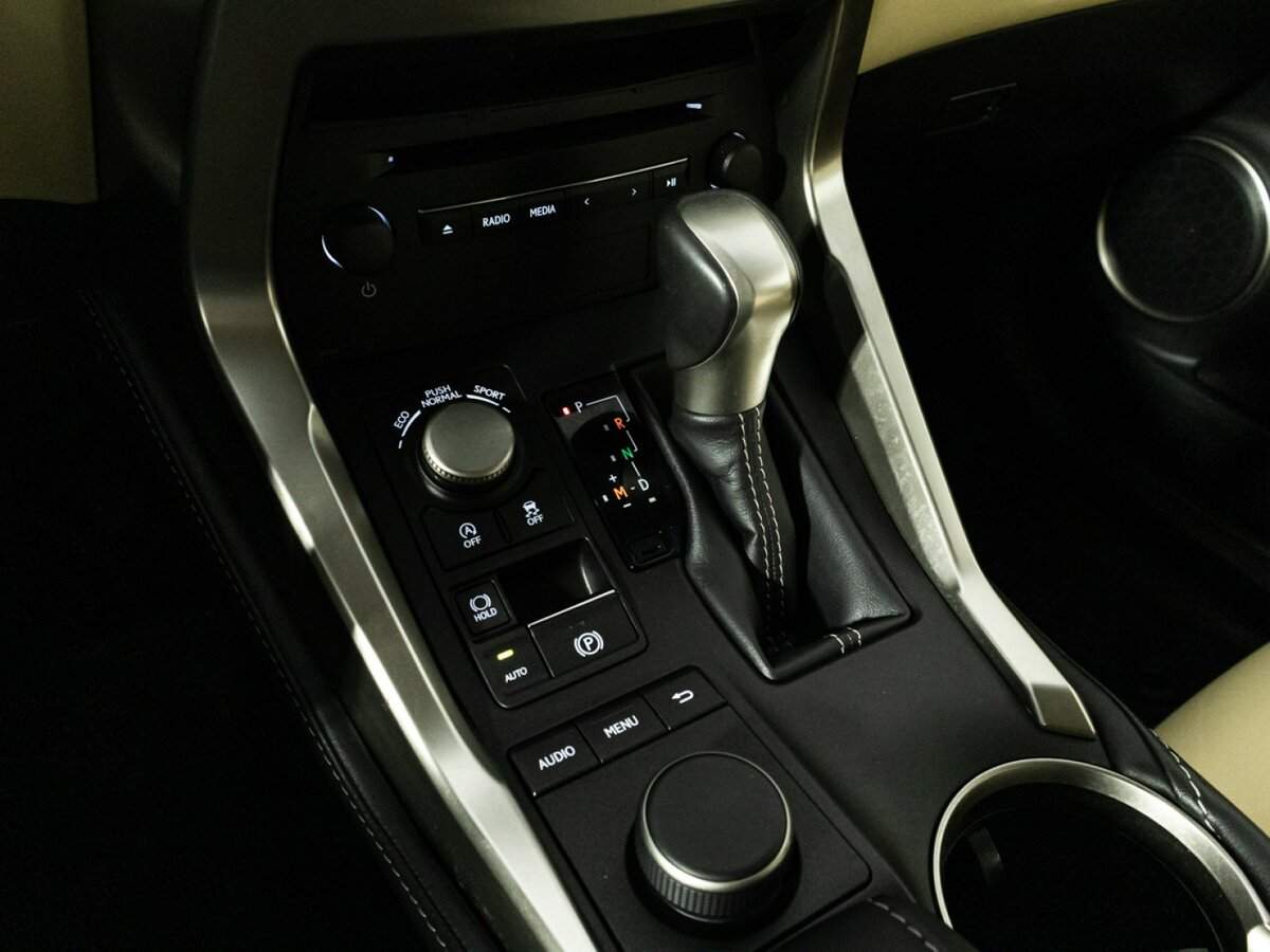 Lexus NX 2015 года с пробегом. Фото: #18