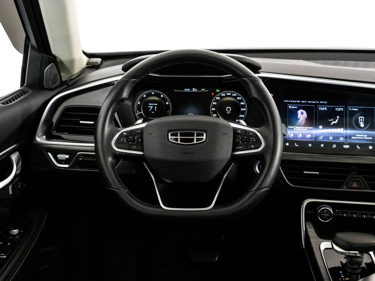 Geely Tugella 2021 года с пробегом. Фото: #11