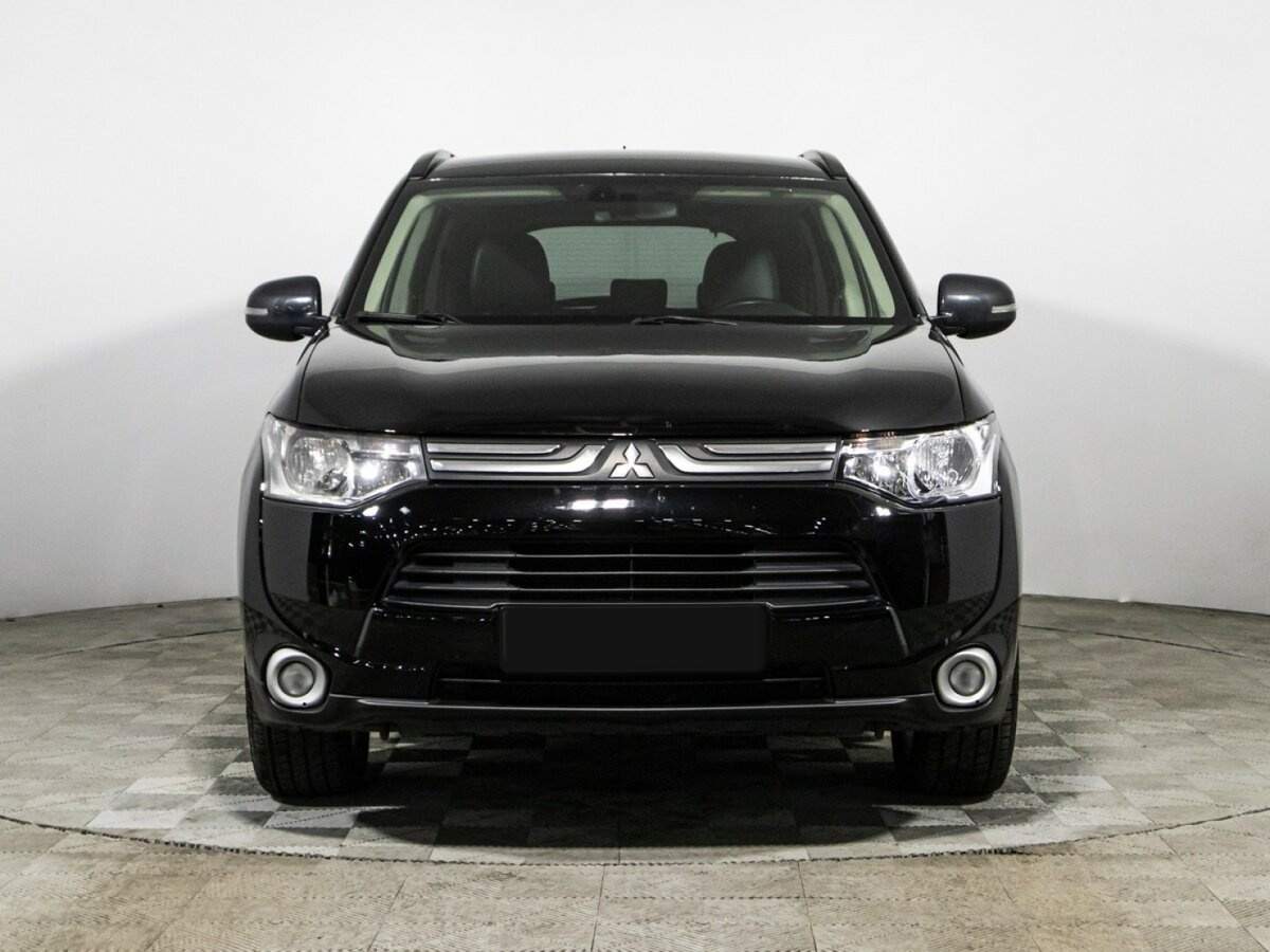 Mitsubishi Outlander 2013 года с пробегом. Фото: #1