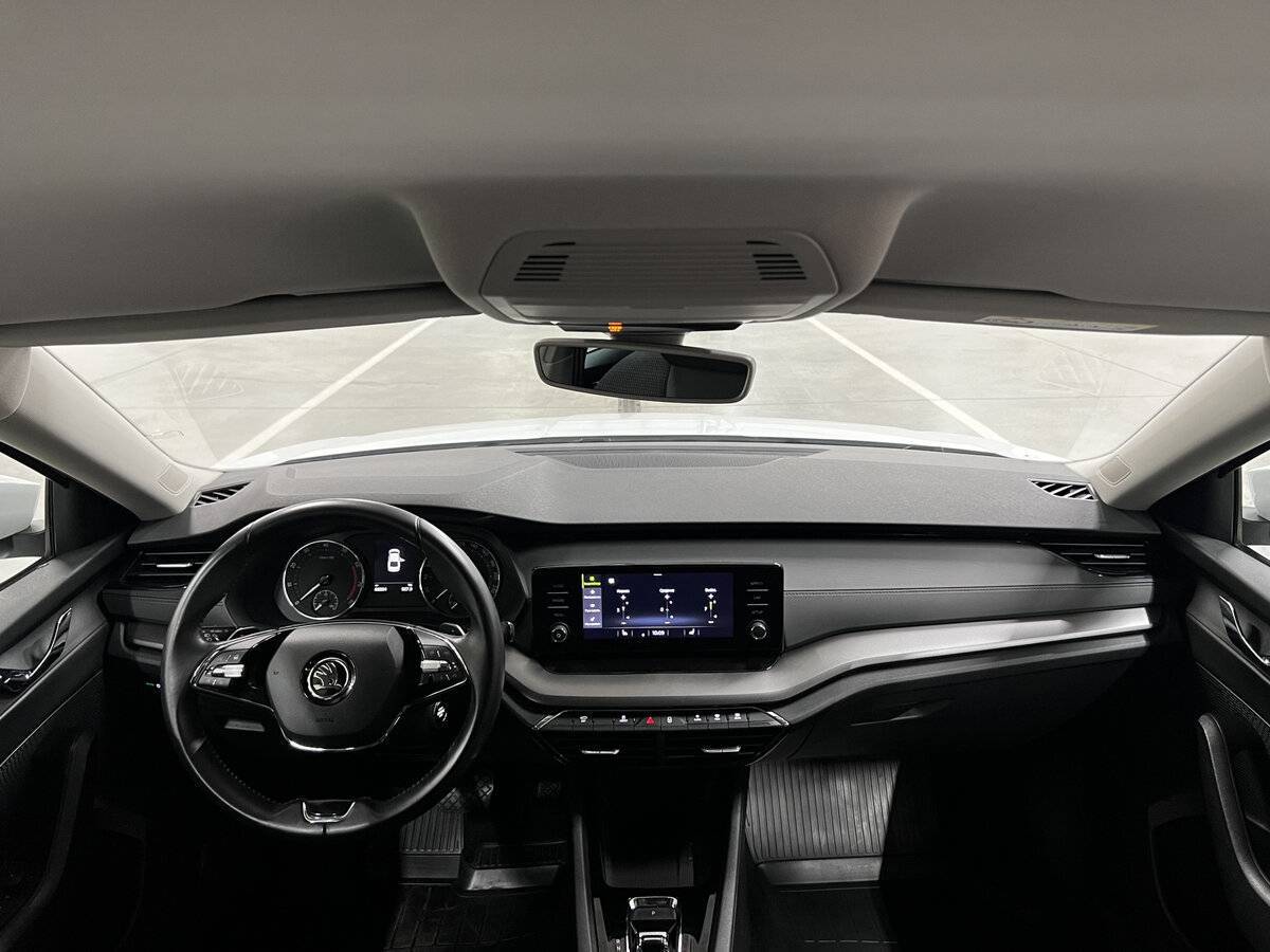 Б/У Шкода Октавия 2020 года. Фото: #13