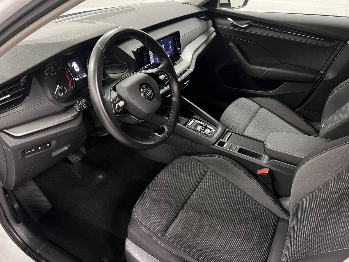 Б/У Шкода Октавия 2020 года. Фото: #15