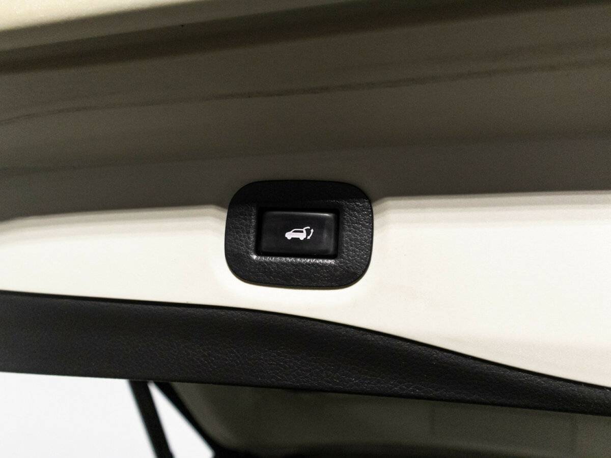 Б/У Ниссан Икс-Трейл 2019 года. Фото: #16