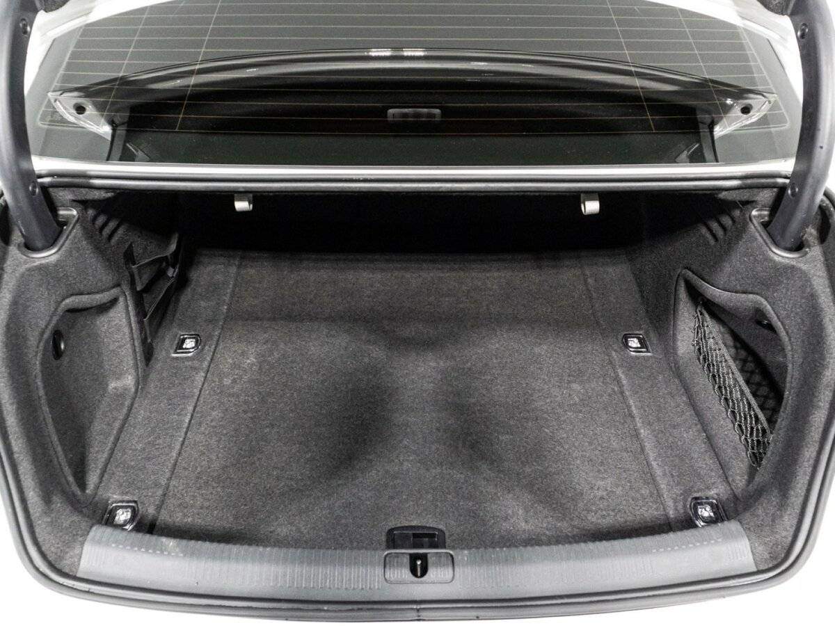 Audi A4 2019 года с пробегом. Фото: #14