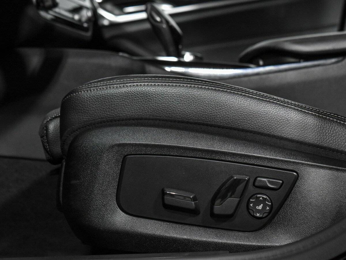 BMW 5 серии 2017 года с пробегом. Фото: #9