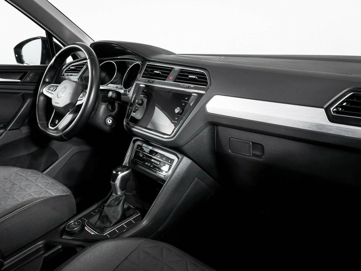 Volkswagen Tiguan 2021 года с пробегом. Фото: #8