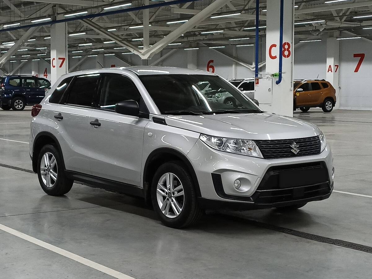 Suzuki Vitara 2021 года с пробегом. Фото: #2