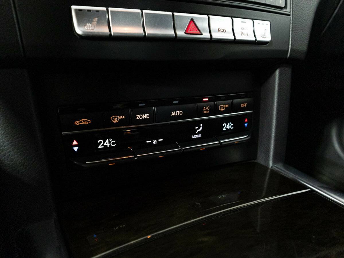 Mercedes-Benz E-Класс 2015 года с пробегом. Фото: #16