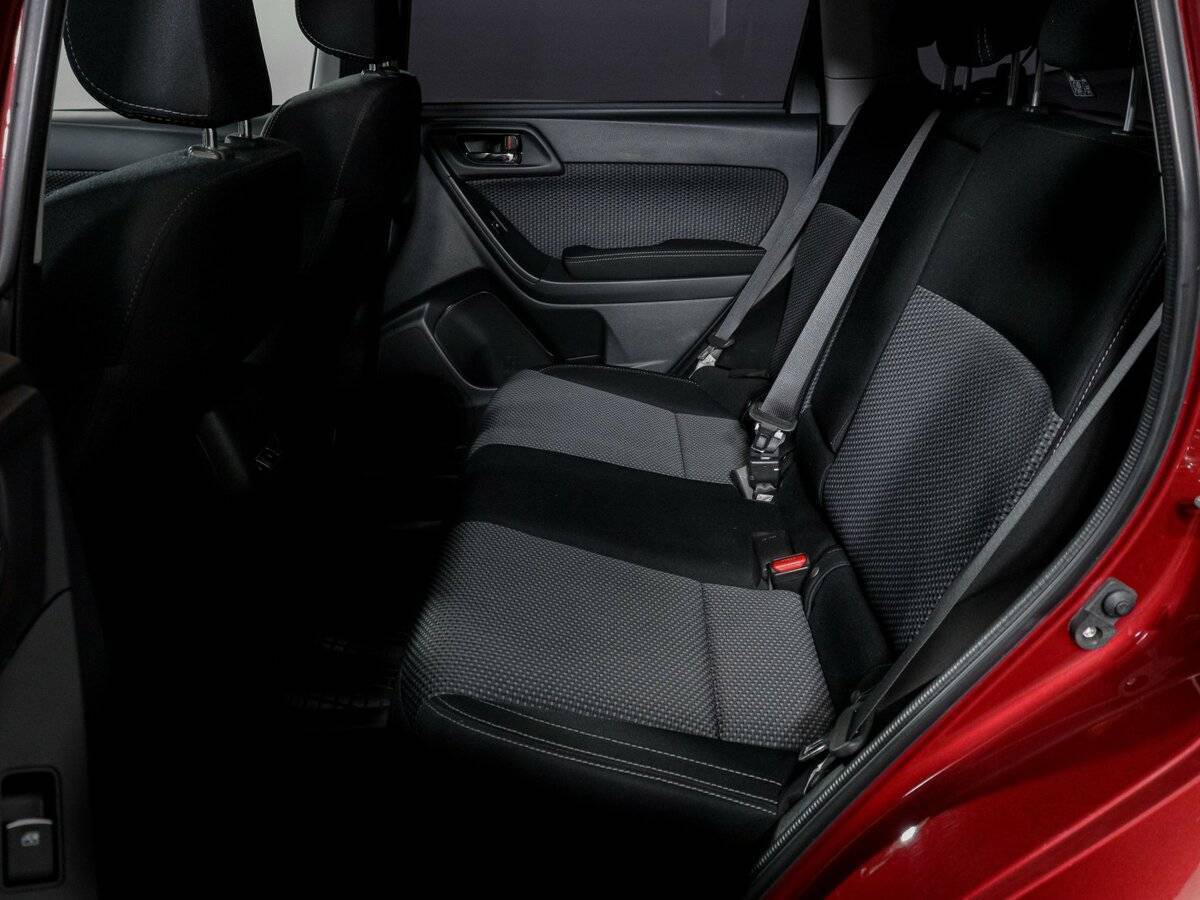 Subaru Forester 2016 года с пробегом. Фото: #9