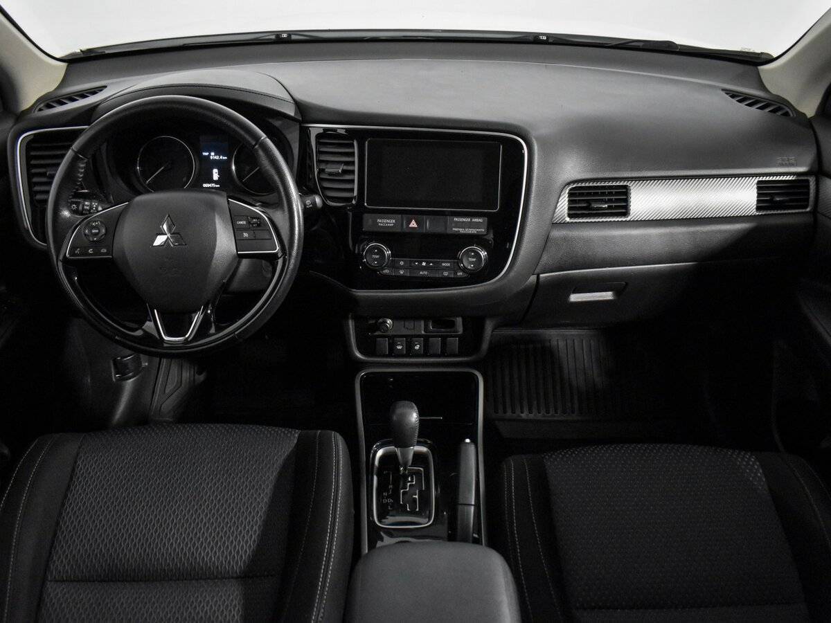 Mitsubishi Outlander 2018 года с пробегом. Фото: #14