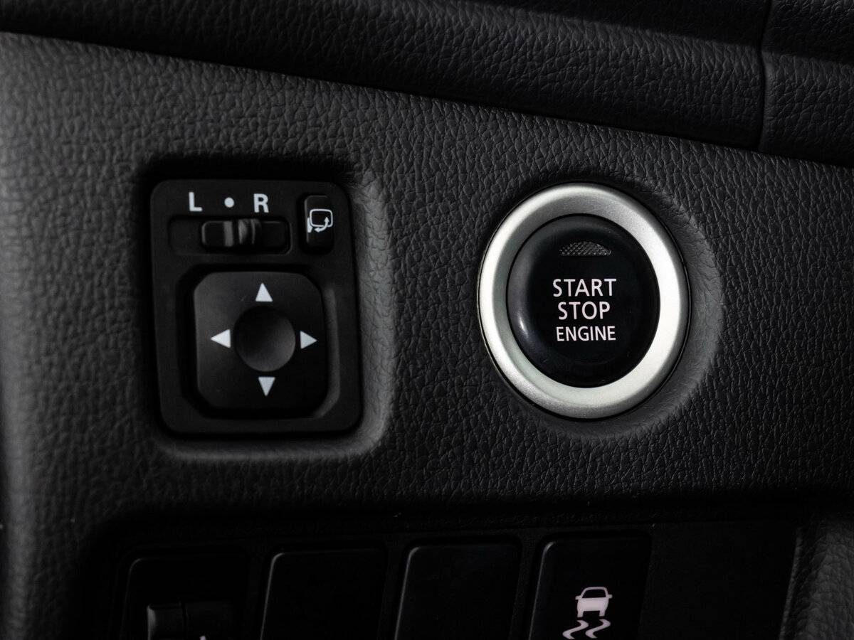 Mitsubishi Pajero Sport 2017 года с пробегом. Фото: #17