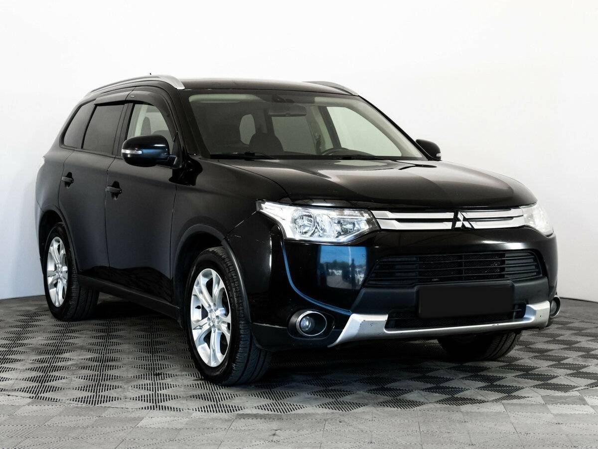 Mitsubishi Outlander 2014 года с пробегом. Фото: #2
