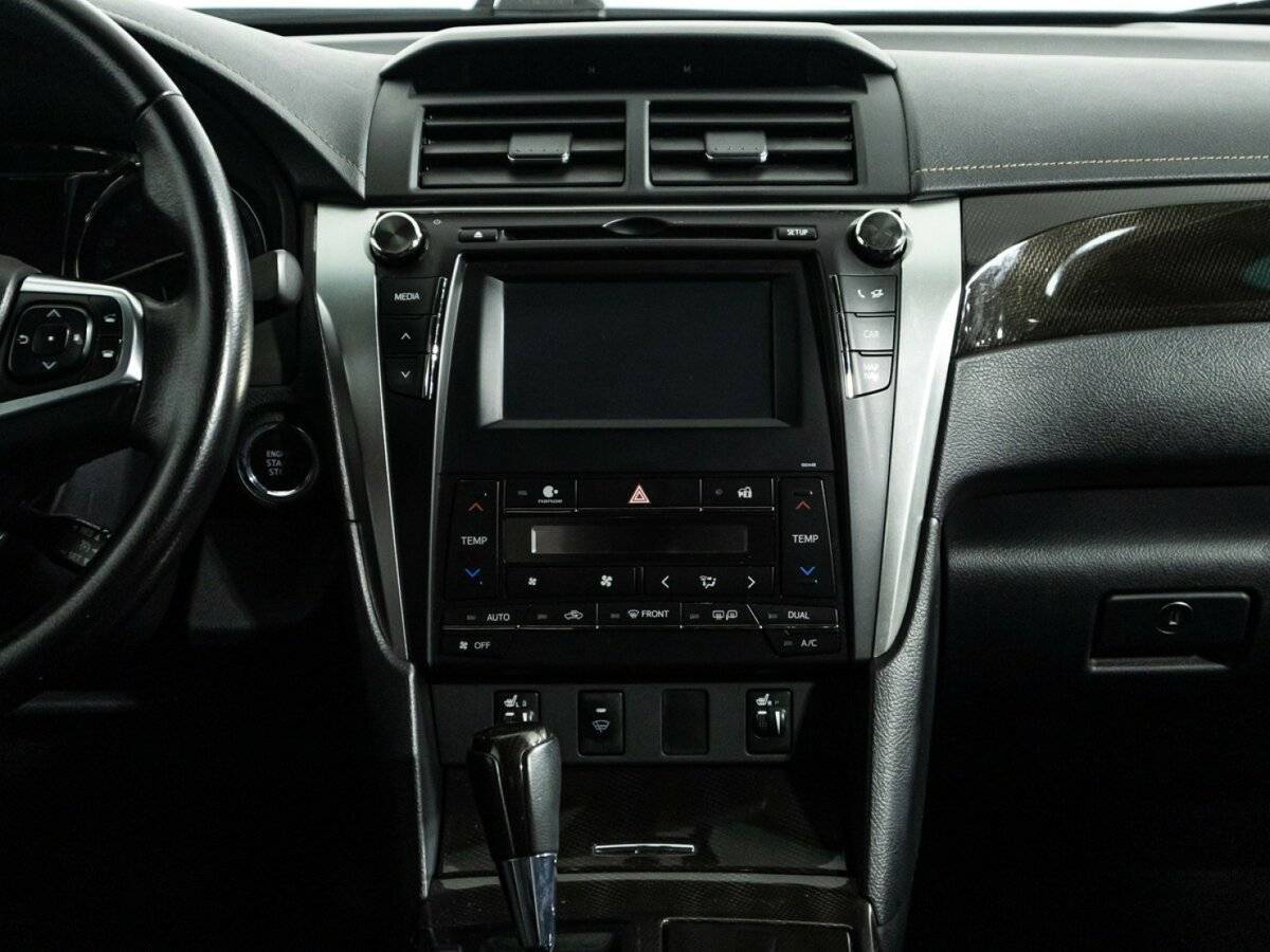 Toyota Camry 2015 года с пробегом. Фото: #13