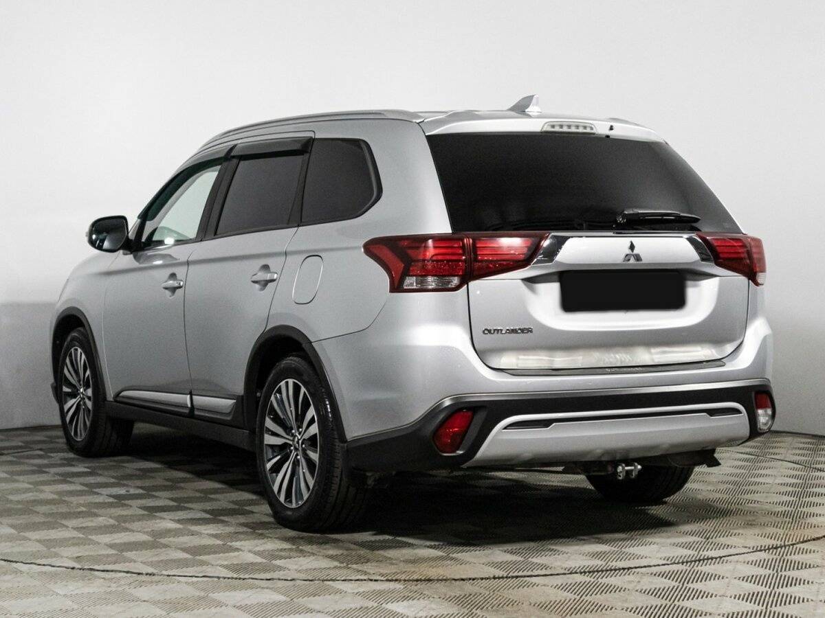 Mitsubishi Outlander 2020 года с пробегом. Фото: #5