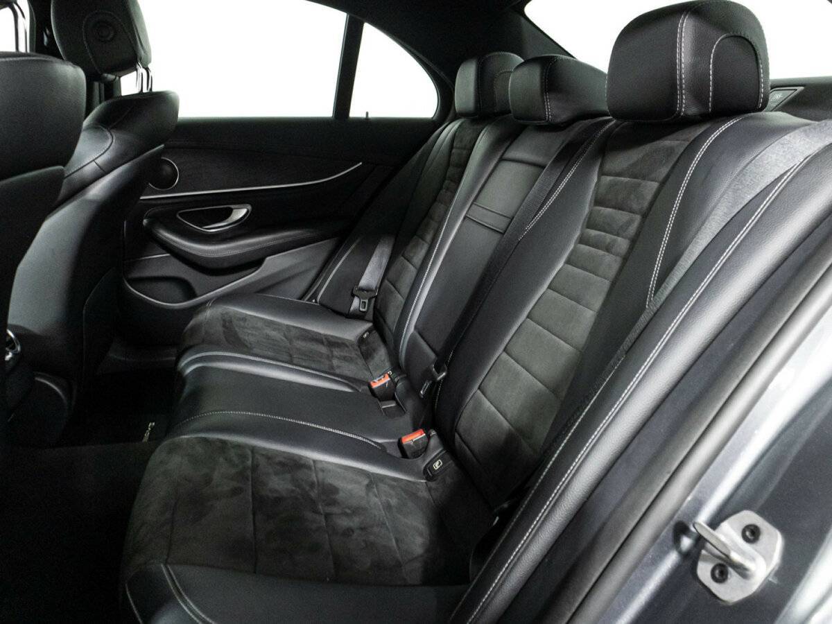 Mercedes-Benz E-Класс 2018 года с пробегом. Фото: #9