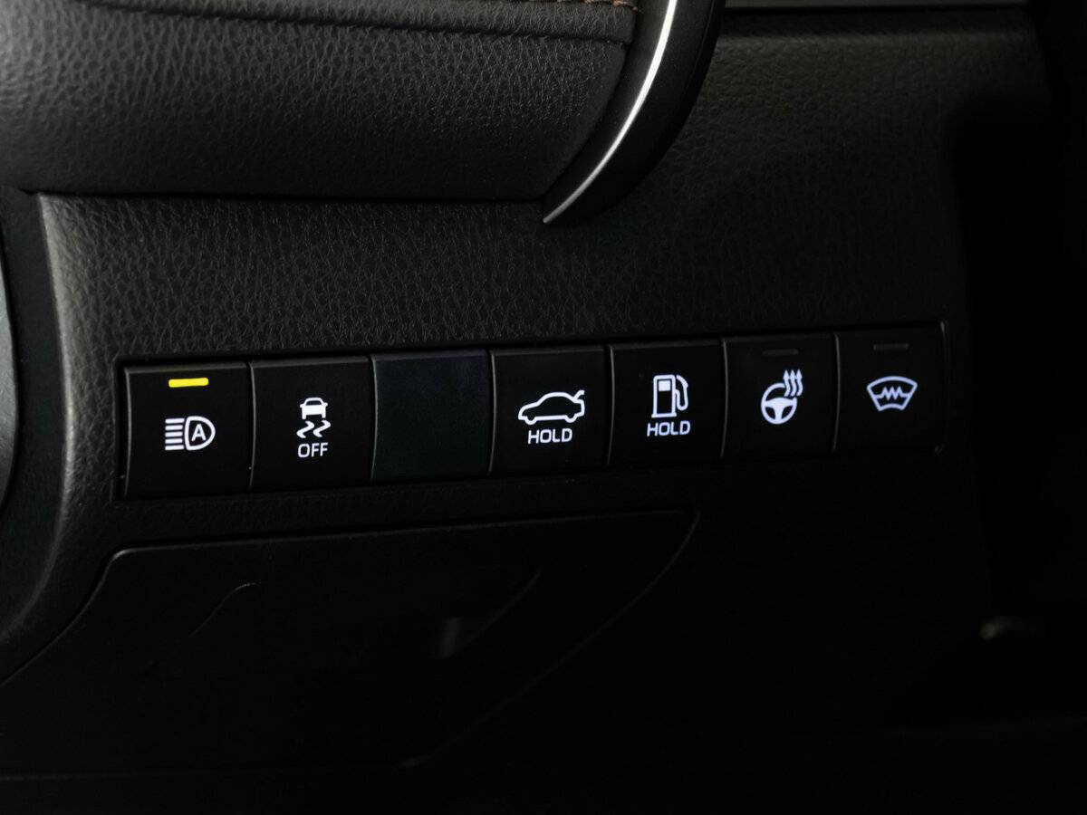 Toyota Camry 2019 года с пробегом. Фото: #16