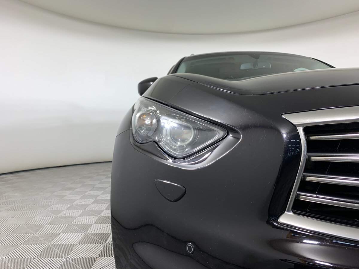 Infiniti FX 2012 года с пробегом. Фото: #9