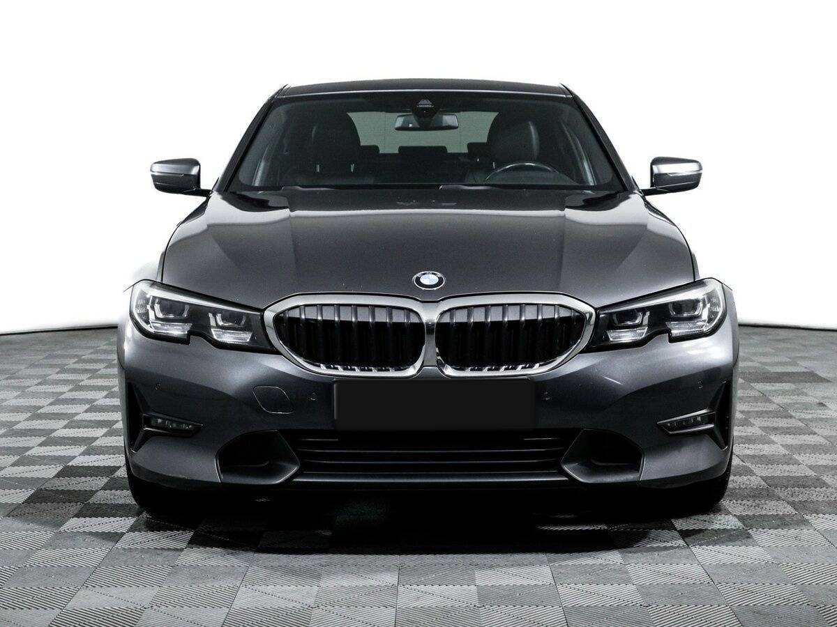 BMW 3 серии 2019 года с пробегом. Фото: #1