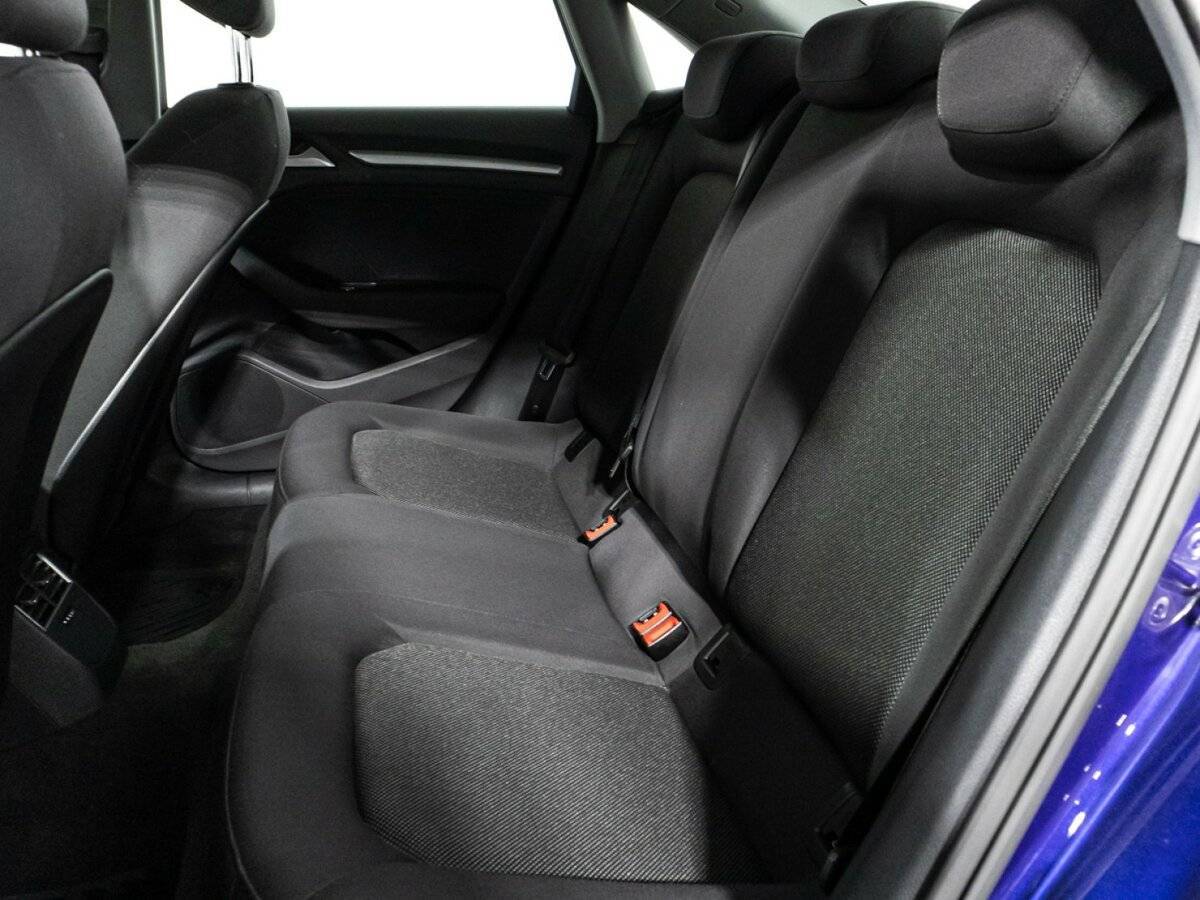 Audi A3 2017 года с пробегом. Фото: #9