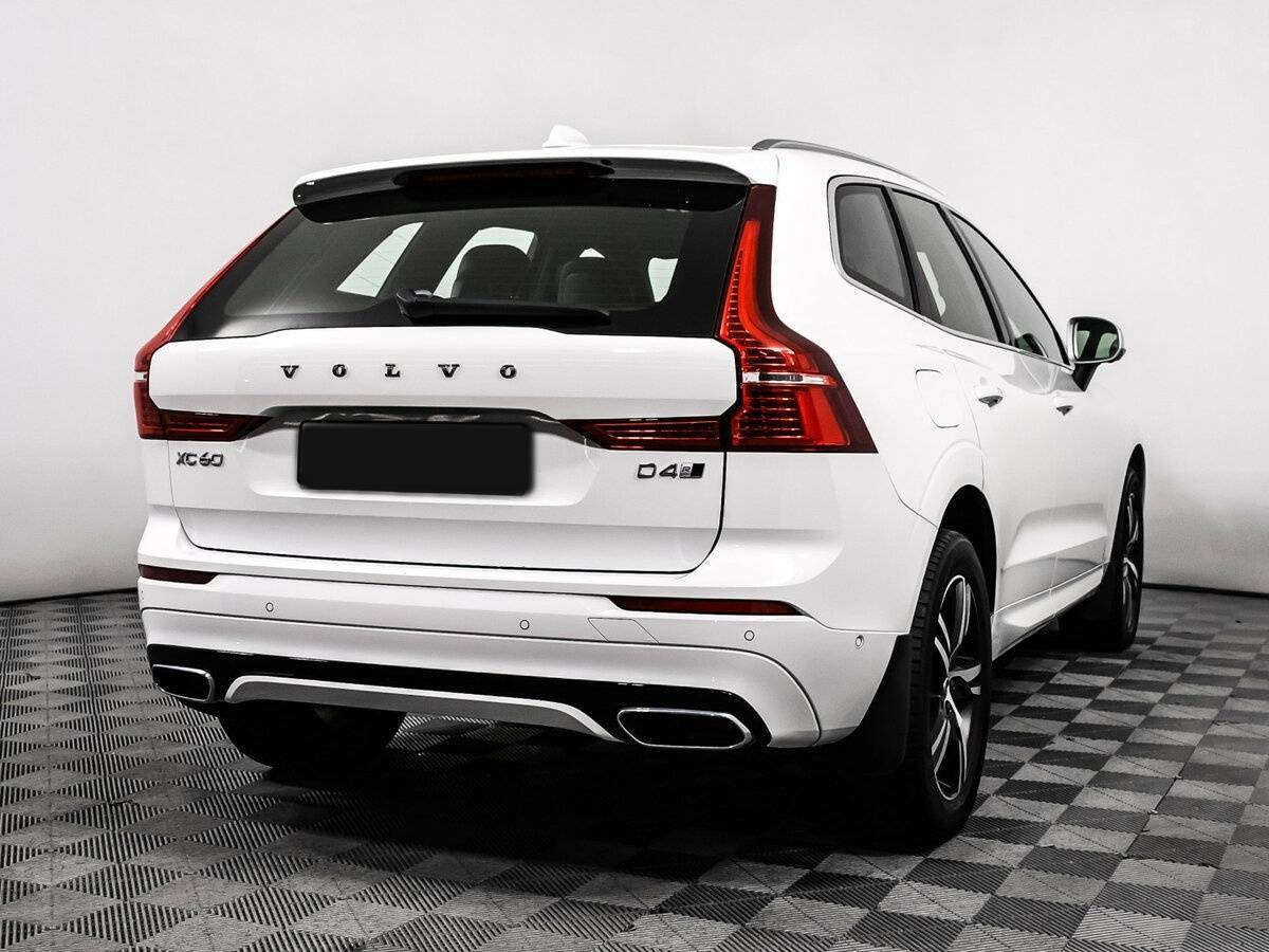 Volvo XC60 2018 года с пробегом. Фото: #4