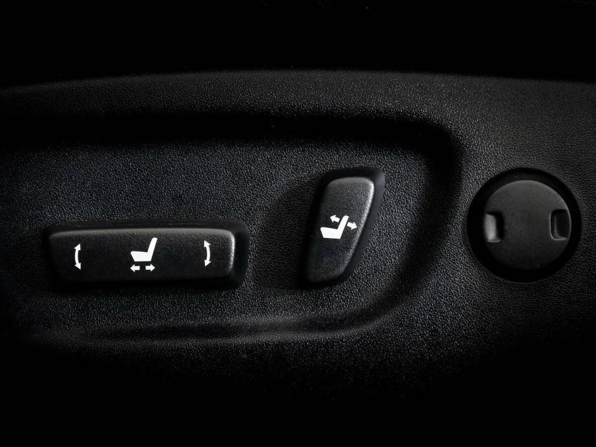 Б/У Тойота Рав4 2015 года. Фото: #16