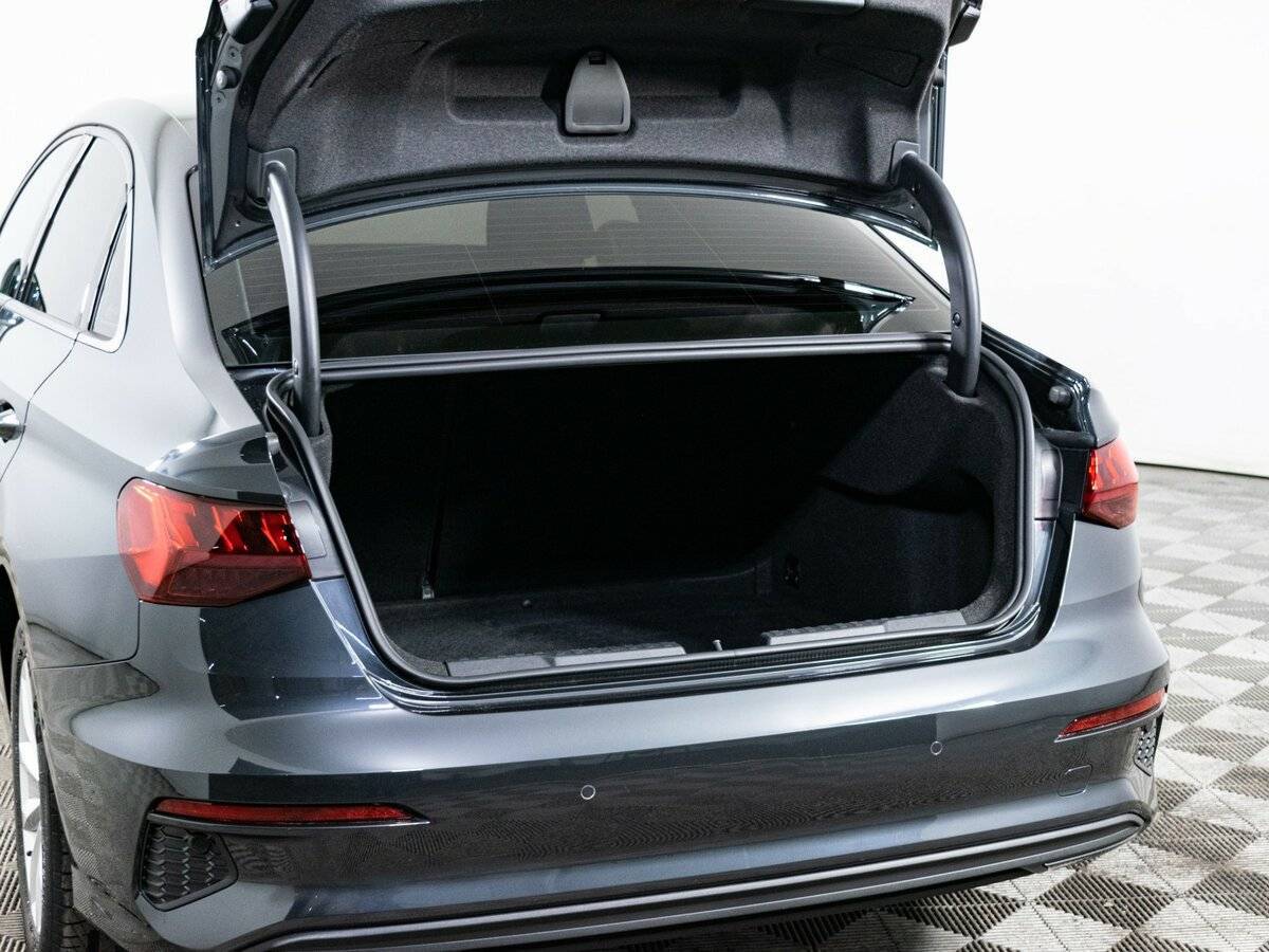 Audi A3 2021 года с пробегом. Фото: #6