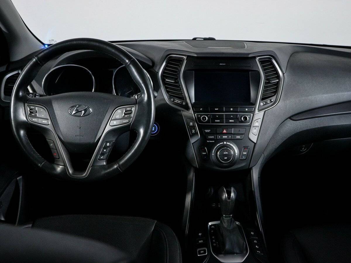 Hyundai Santa Fe 2017 года с пробегом. Фото: #11