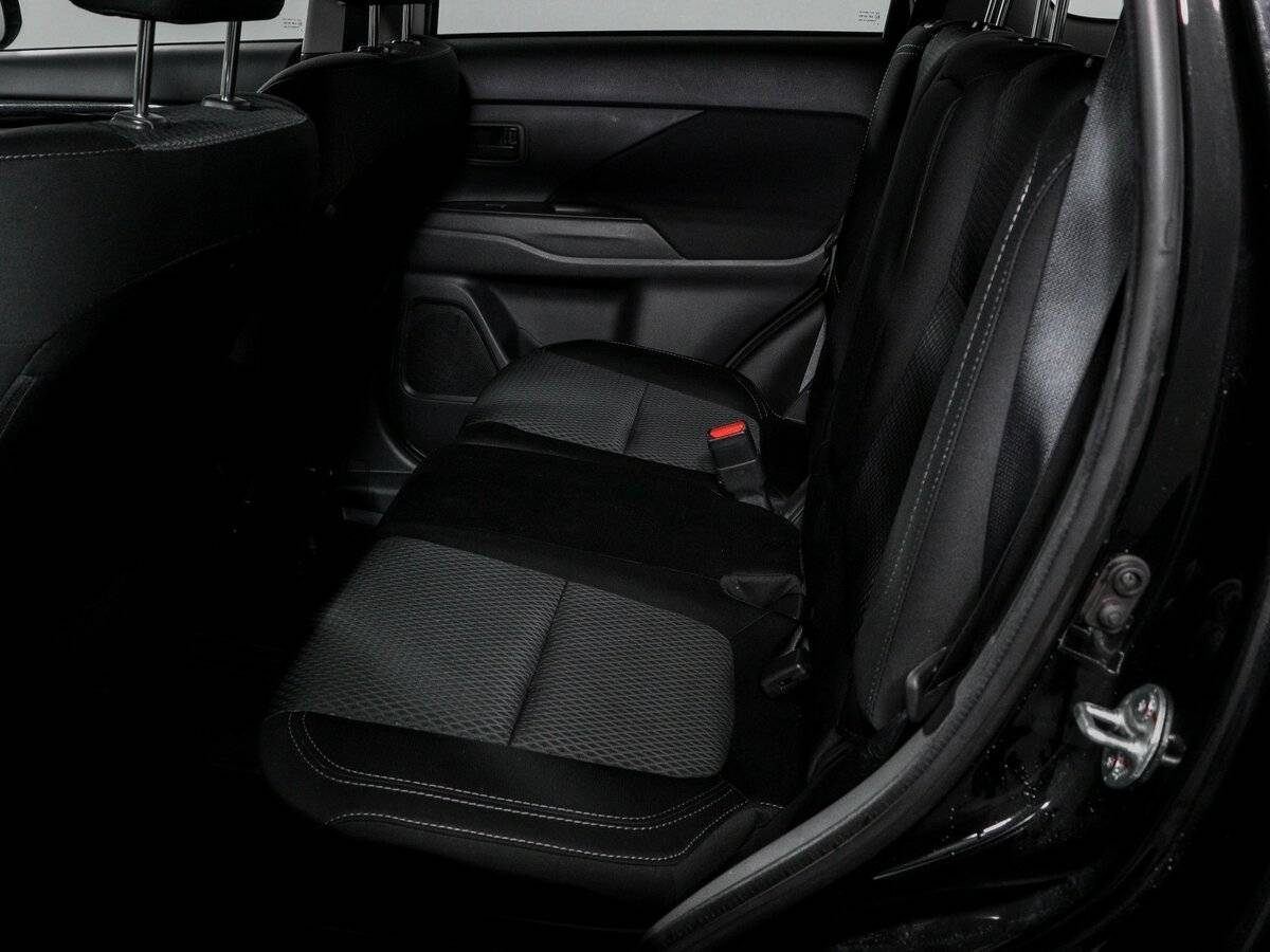 Mitsubishi Outlander 2019 года с пробегом. Фото: #9