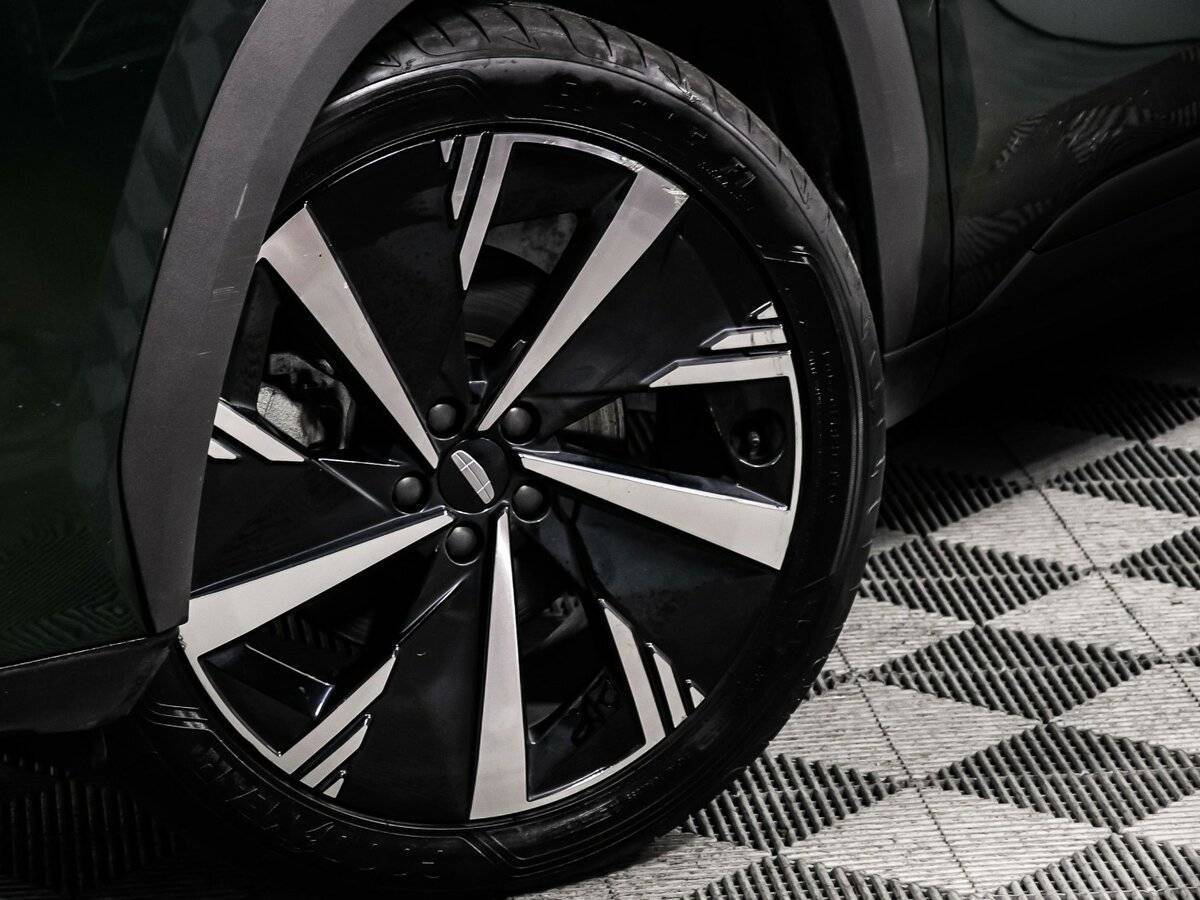 Geely Atlas 2023 года с пробегом. Фото: #13