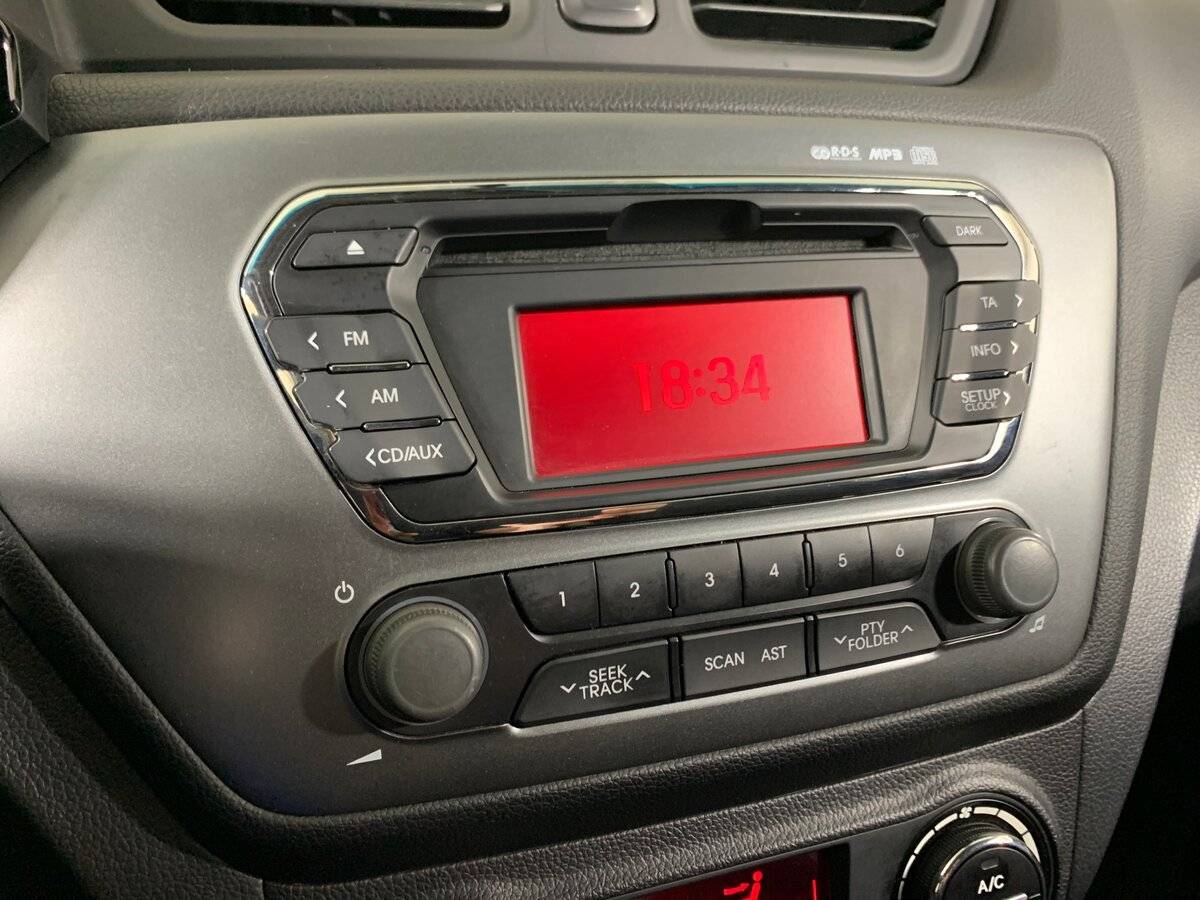 Б/У Киа Рио 2013 года. Фото: #14