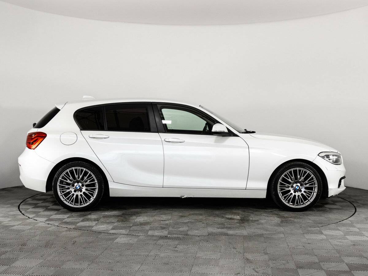 BMW 1 серии 2017 года с пробегом. Фото: #4