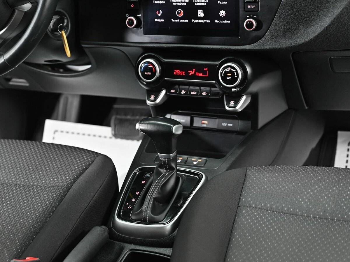 Б/У Киа Рио 2022 года. Фото: #11