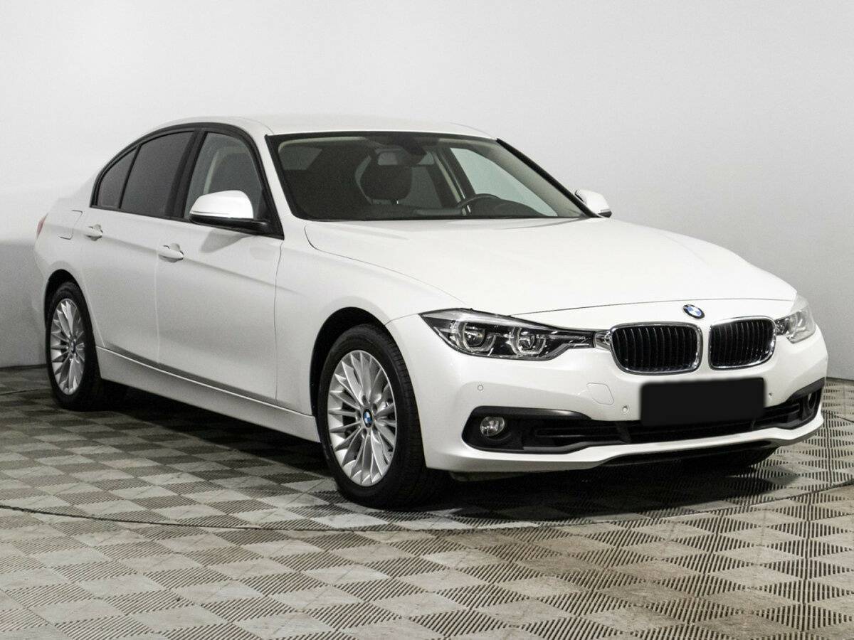 BMW 3 серии 2018 года с пробегом. Фото: #2
