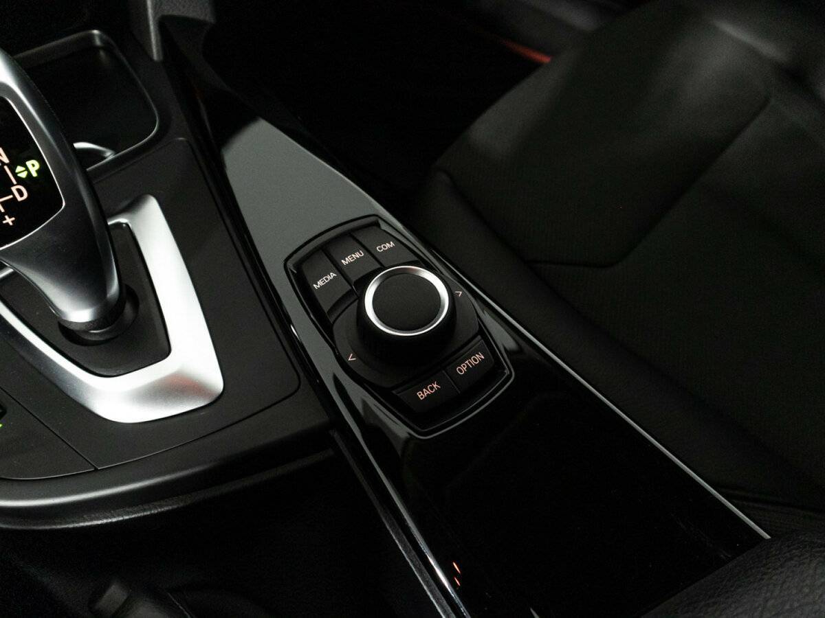 BMW 3 серии 2018 года с пробегом. Фото: #17