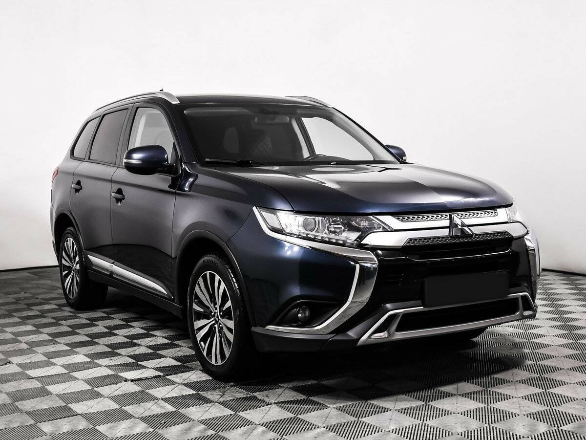 Mitsubishi Outlander 2019 года с пробегом. Фото: #2