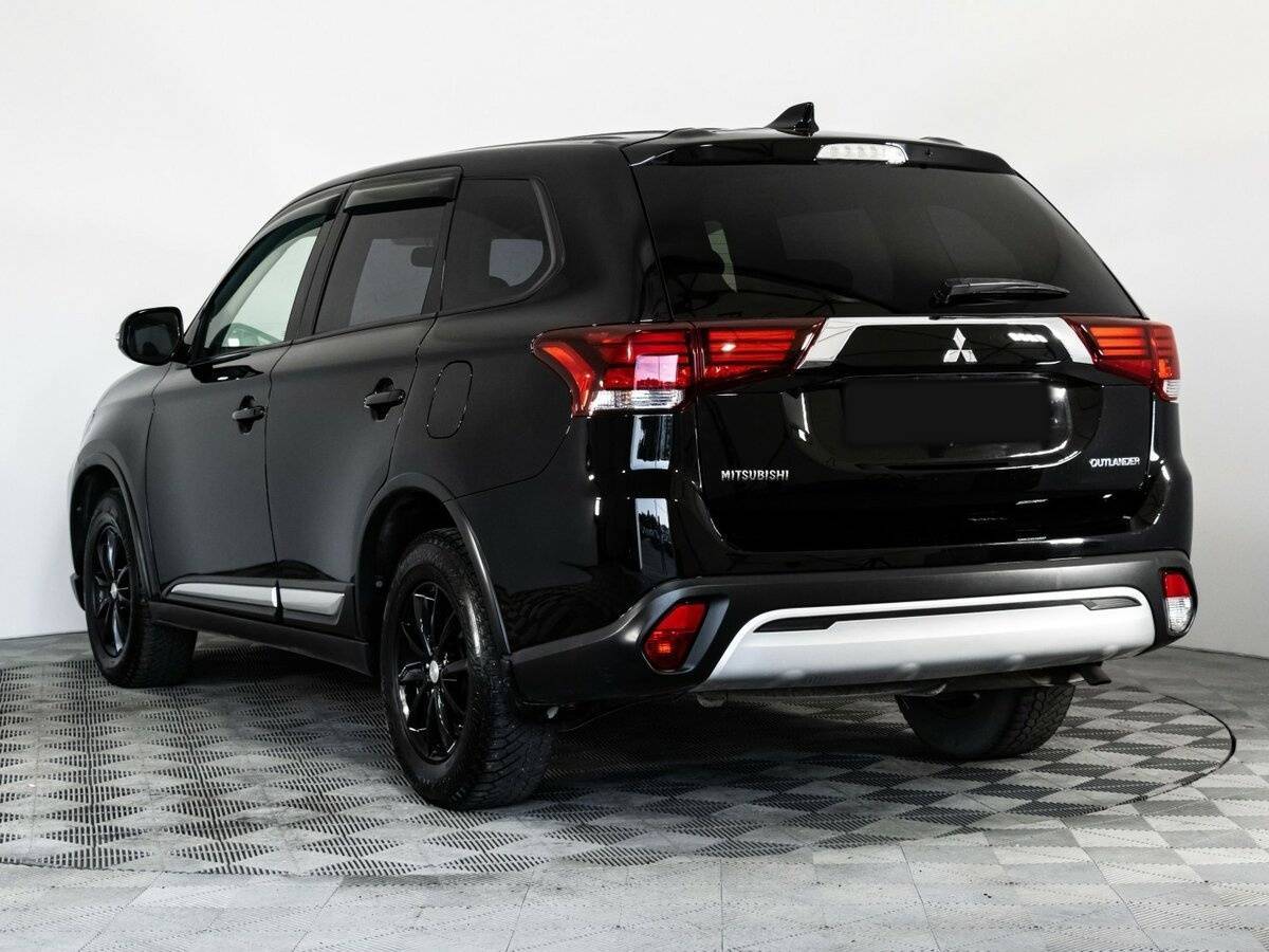 Mitsubishi Outlander 2020 года с пробегом. Фото: #6