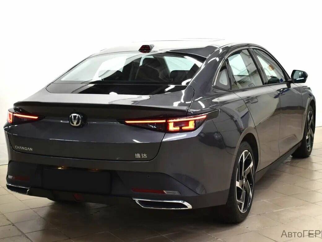 Changan Lamore 2023 года с пробегом. Фото: #3