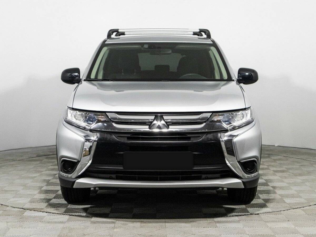 Mitsubishi Outlander 2017 года с пробегом. Фото: #1