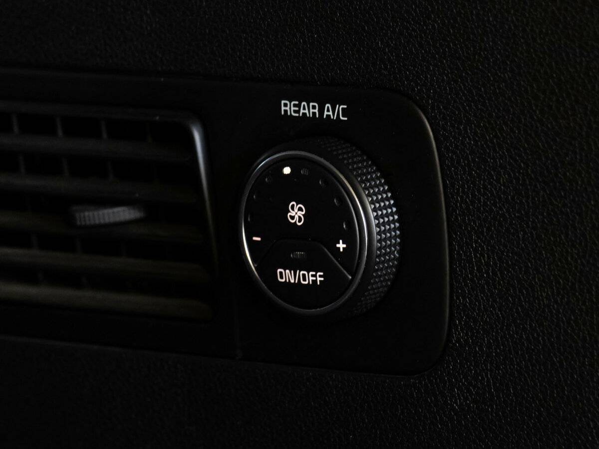 Kia Sorento 2015 года с пробегом. Фото: #17