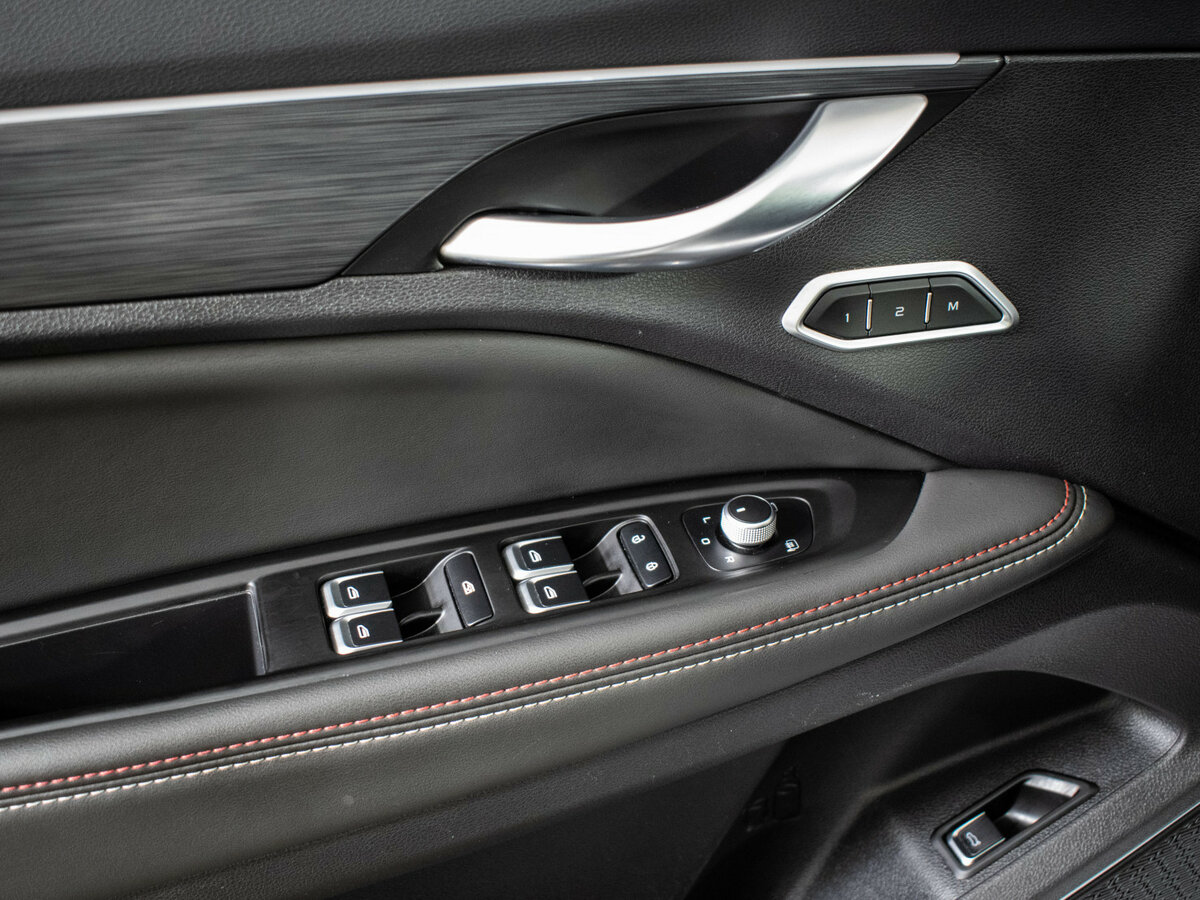 Geely Tugella 2022 года с пробегом. Фото: #17