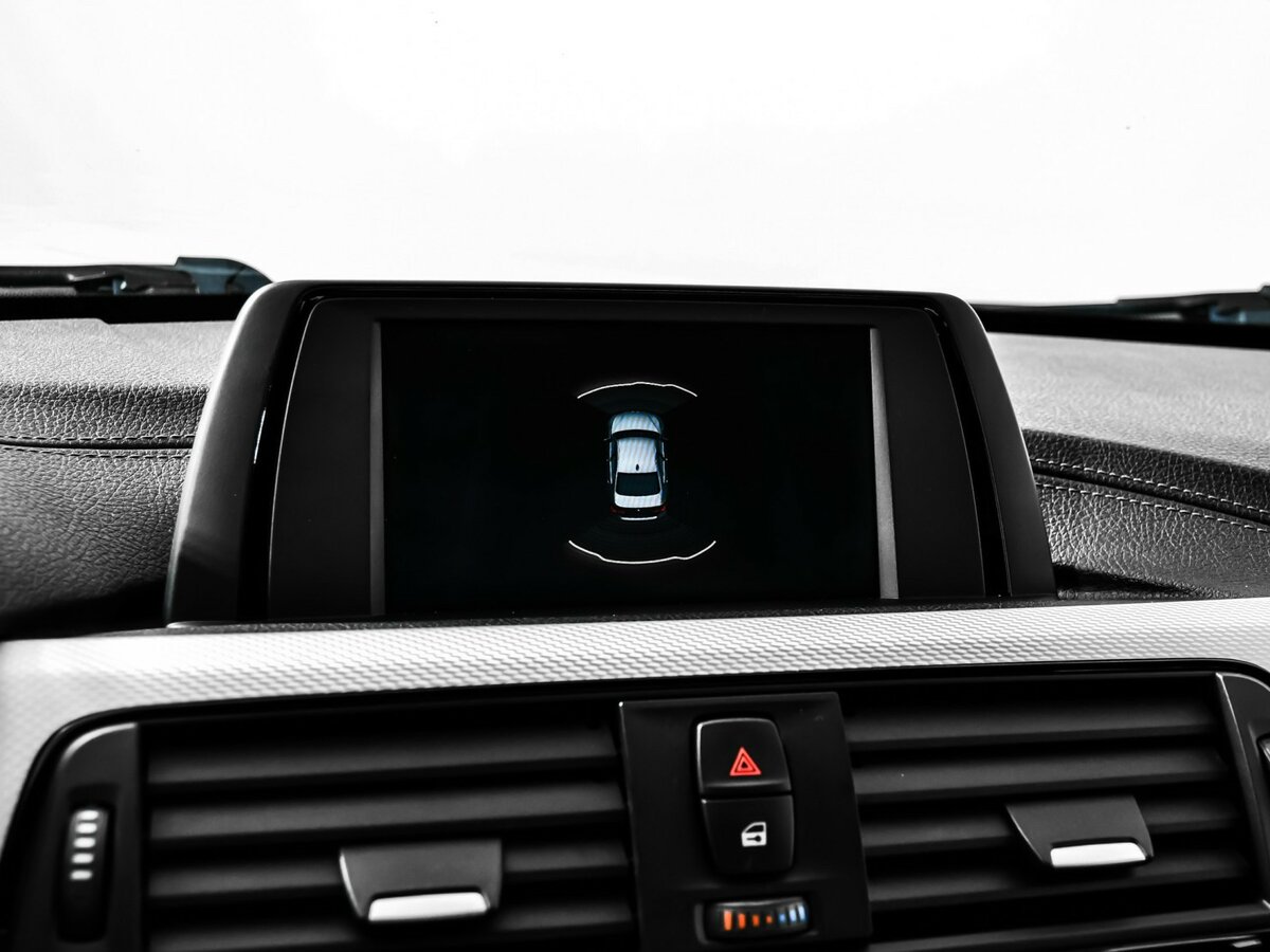 BMW 3 серии 2017 года с пробегом. Фото: #12