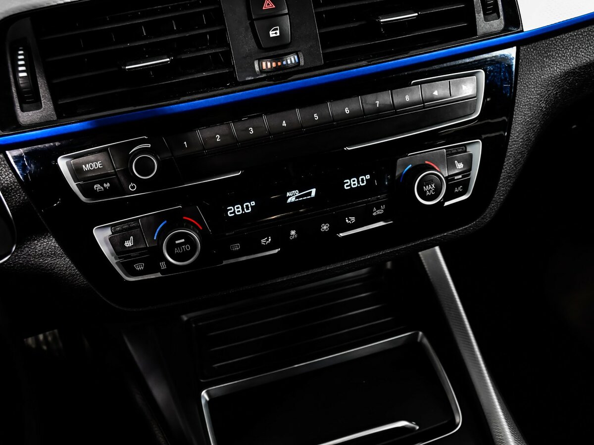 BMW 1 серии 2019 года с пробегом. Фото: #15