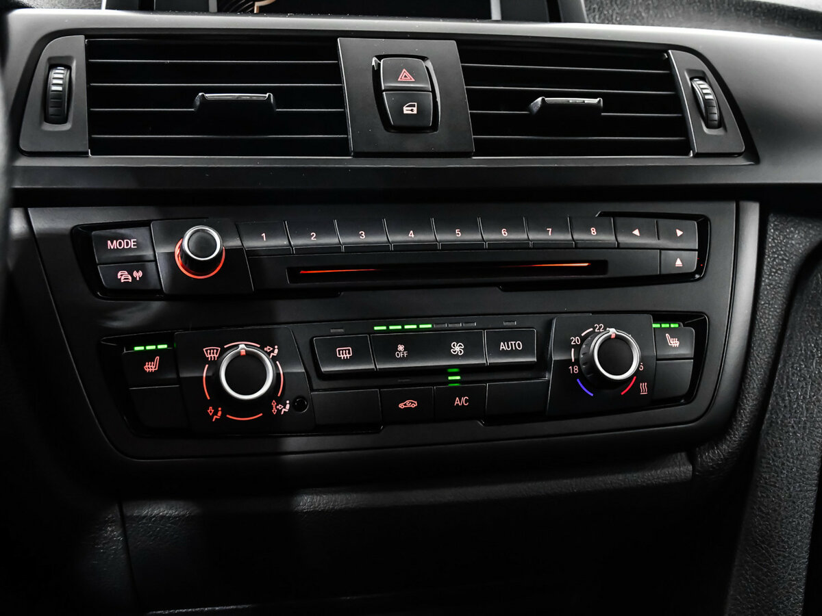 BMW 3 серии 2013 года с пробегом. Фото: #15